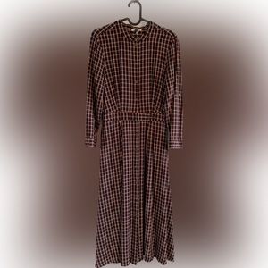 Court and Rowe plaid midi length dress